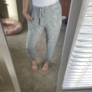 Light gray jogger size M